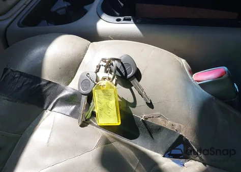 1999 Chevrolet Silverado 1500 Ls из США, поврежденный, VIN 1GCEK19T8XE187729